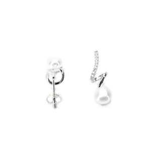 Spiral Pearl Earrings: Unique and Elegant Gifts for Life’s Special Moments