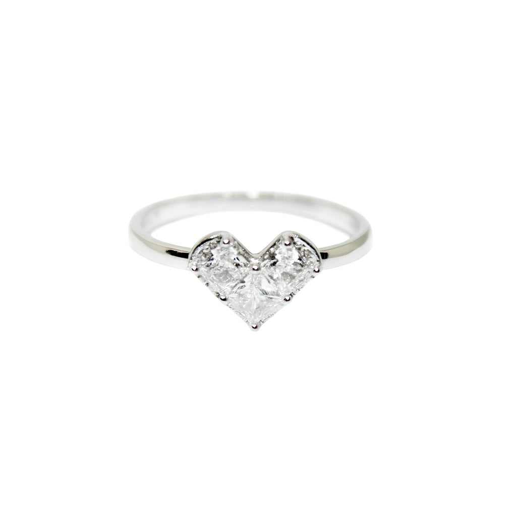 Heart-Shaped Zirconia Ring – For Anniversary