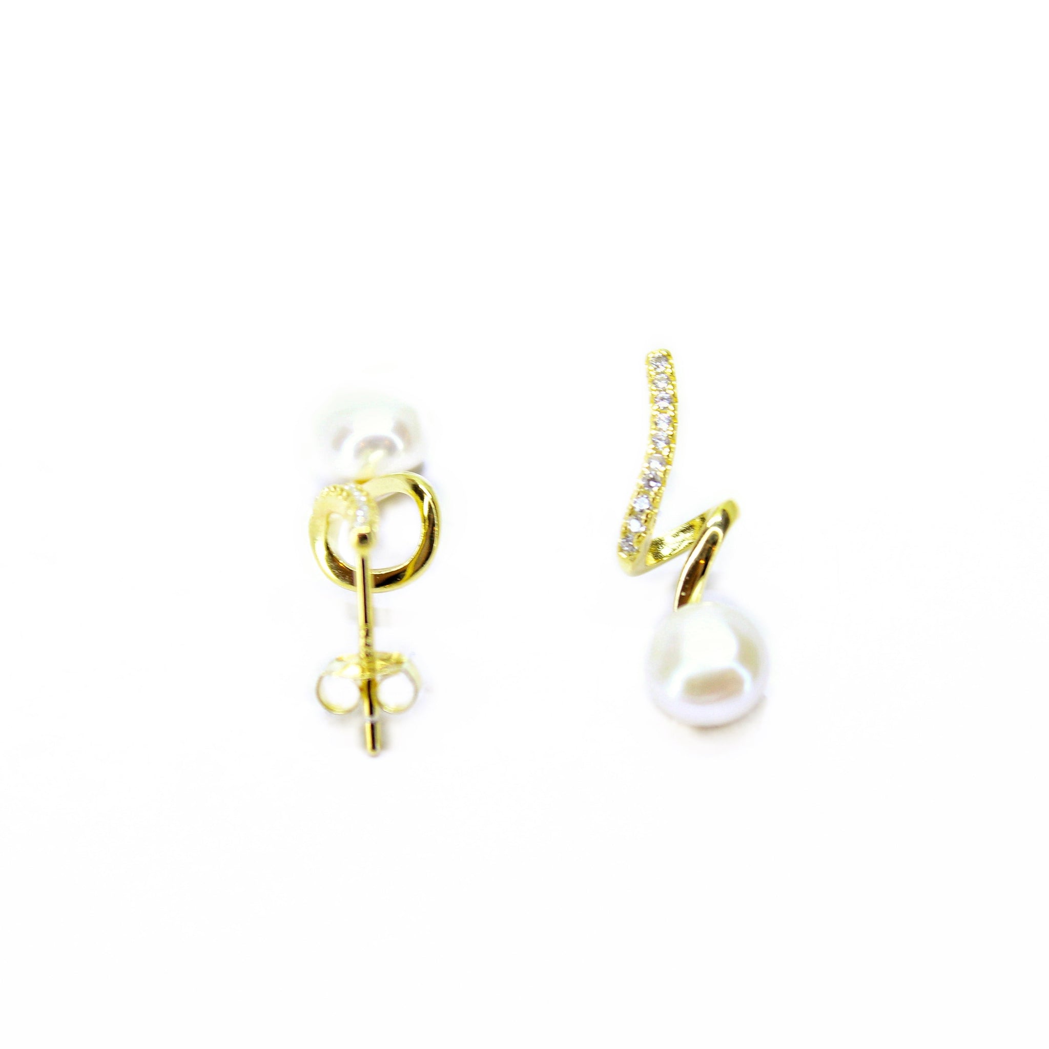 Spiral Pearl Earrings: Unique and Elegant Gifts for Life’s Special Moments