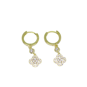 Trébol Earrings – A Gift of Luck & Elegance