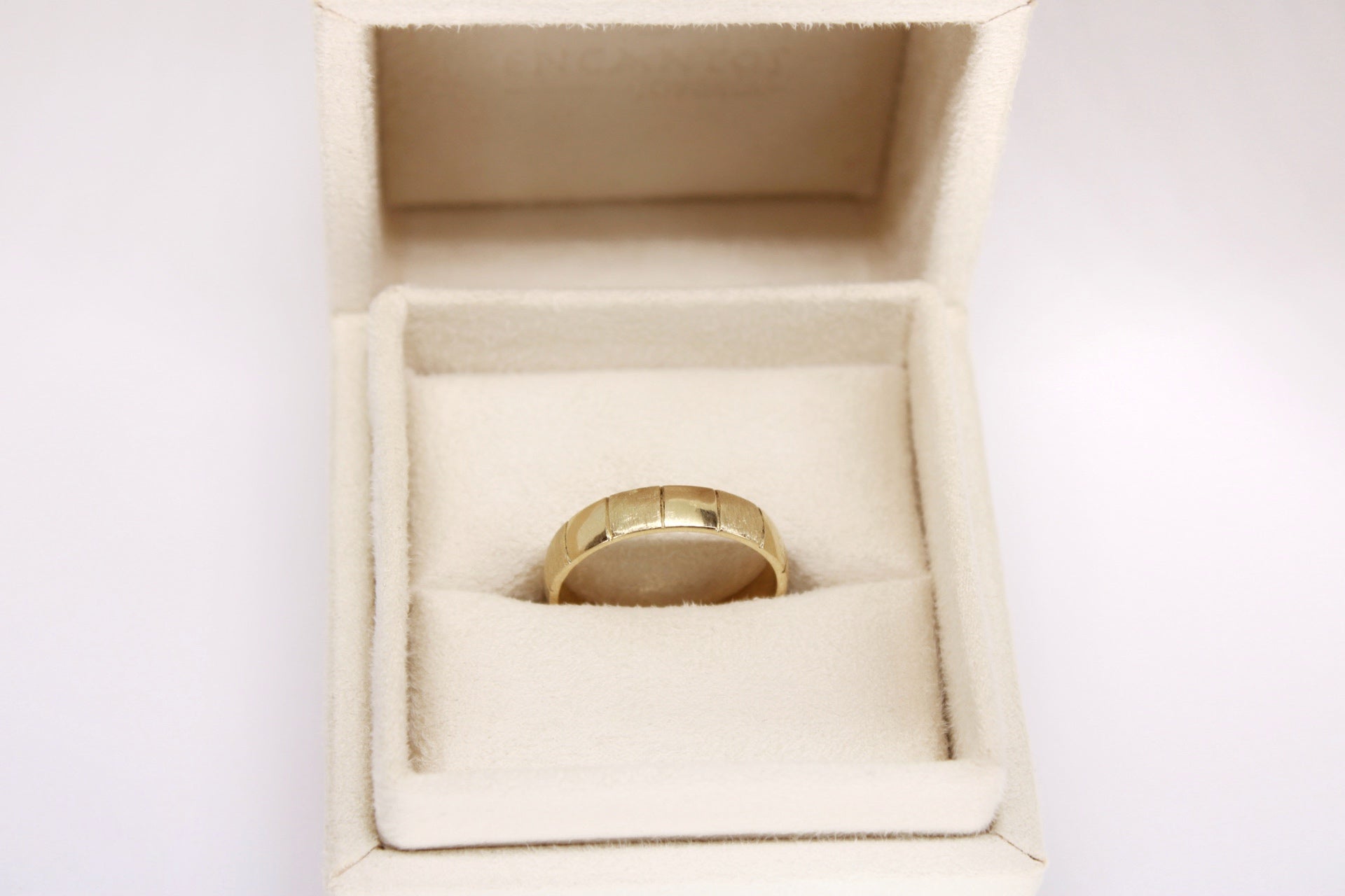 Alianzas de boda de ritmo segmentado