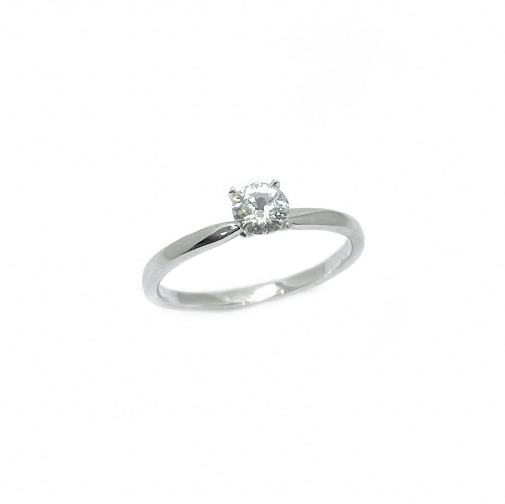 Solitaire 0.34 ct Diamond engagement ring.