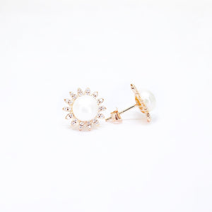 Sterling Silver Pearl Earrings: Elegant Gifts for Special Occasions