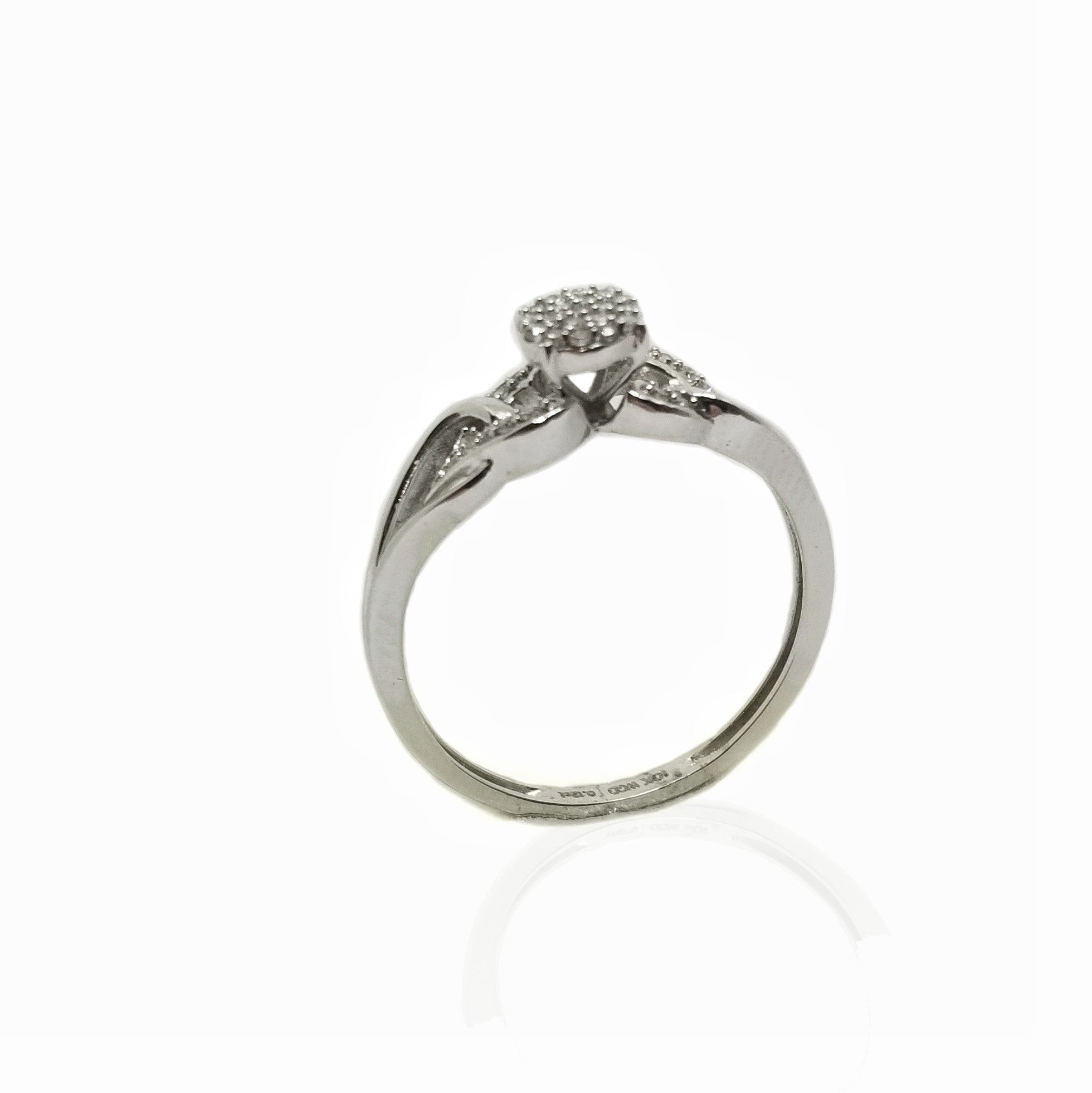 10k white gold diamond engagement ring