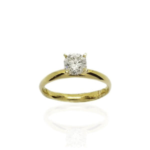 Solitaire diamond engagement ring