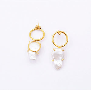 Honduran statement silver .925 with 18k gold flashing with natural baroque pearl. 