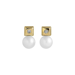 Squared diamond baby earrings 14k gold
